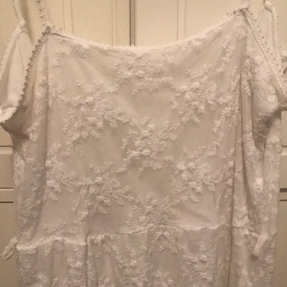 White mini dress - Picture 3 of 3